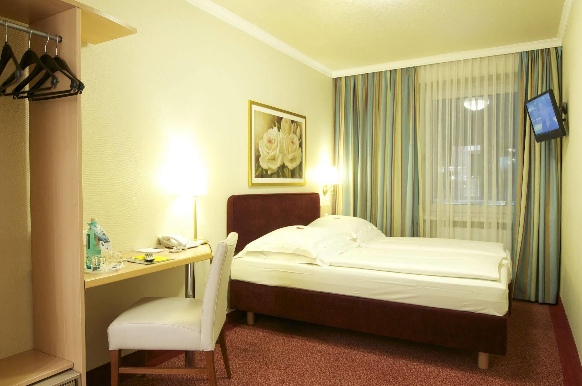 Hotel Central Гамбург Екстер'єр фото